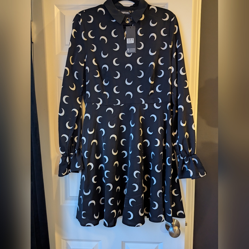 Black and White Ruffled A-line Dress with Ruffle Sleeves
